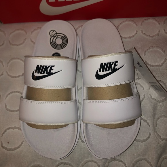 Nike Sandals - Picture 2 of 4